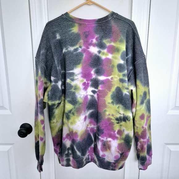 Spooky Vibes Tie-Dye Multi Crew Neck Sweatshirt Comfy Gift Fall Halloween Winter - Picture 8 of 11